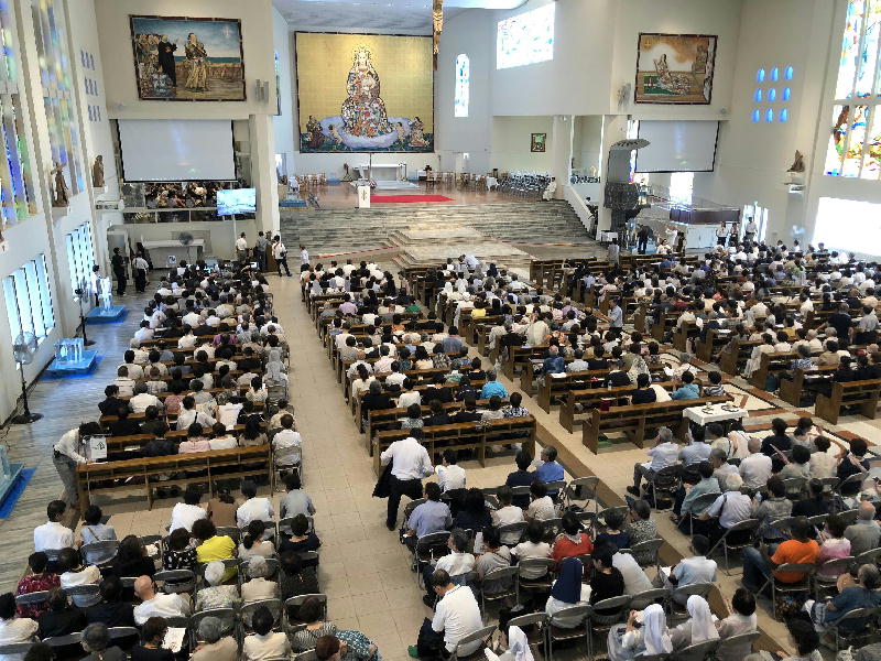 司教叙階式および枢機卿親任報告