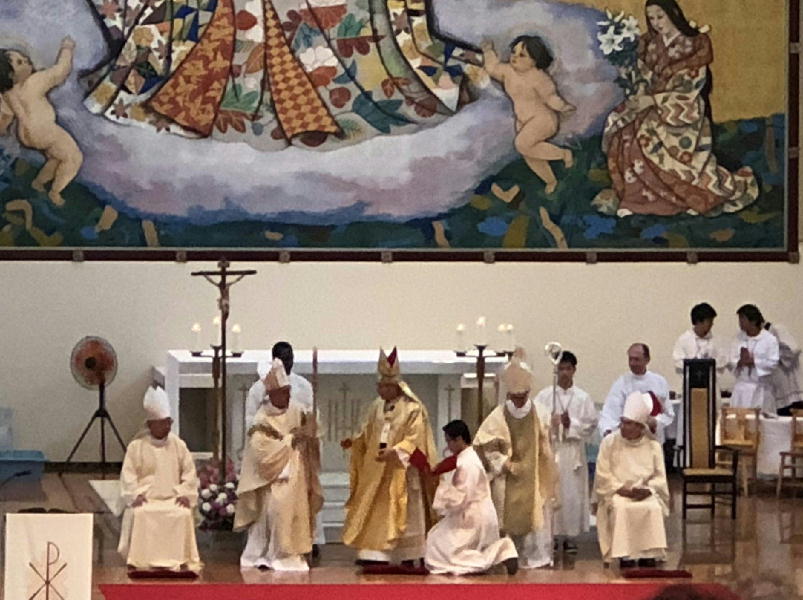 司教叙階式および枢機卿親任報告