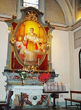 ナルツォーレ聖ベルナルド教会にあるジャッカルド神父の祭壇